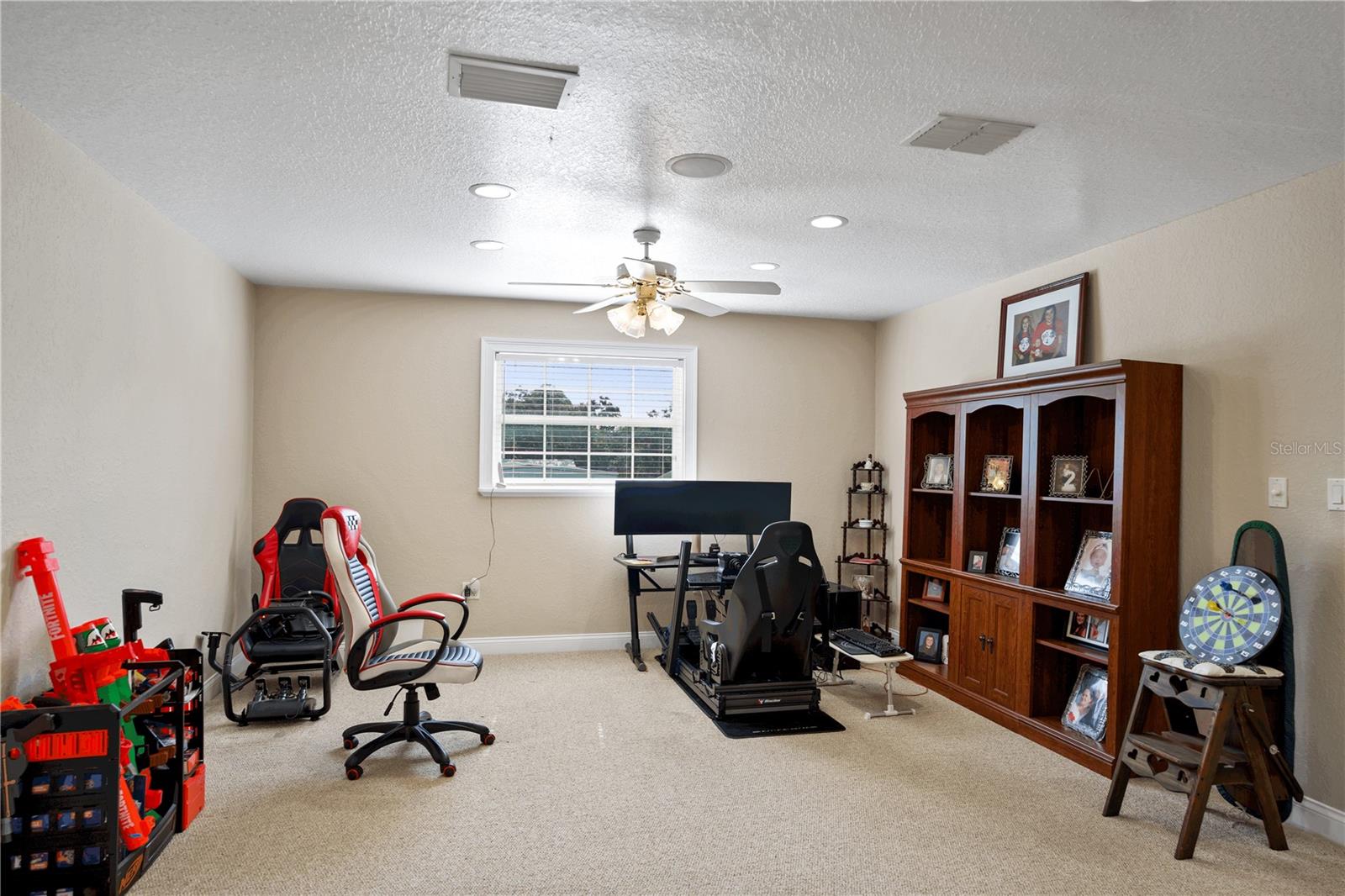 34 LAKE ARROWHEAD DR