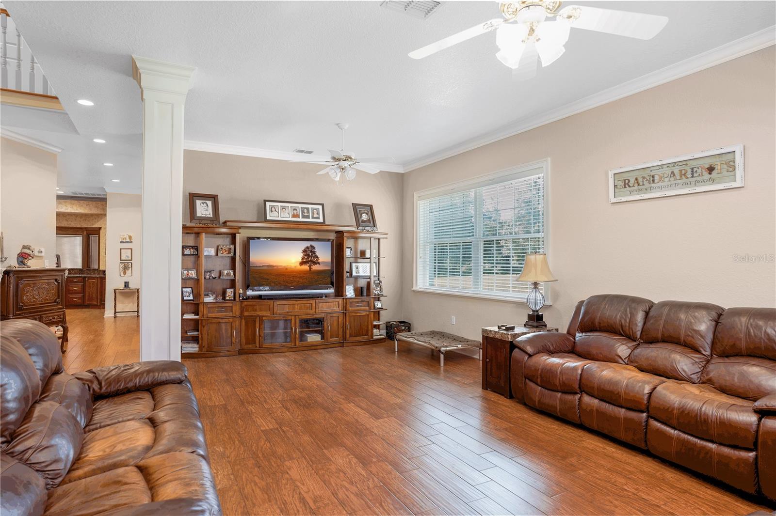 34 LAKE ARROWHEAD DR