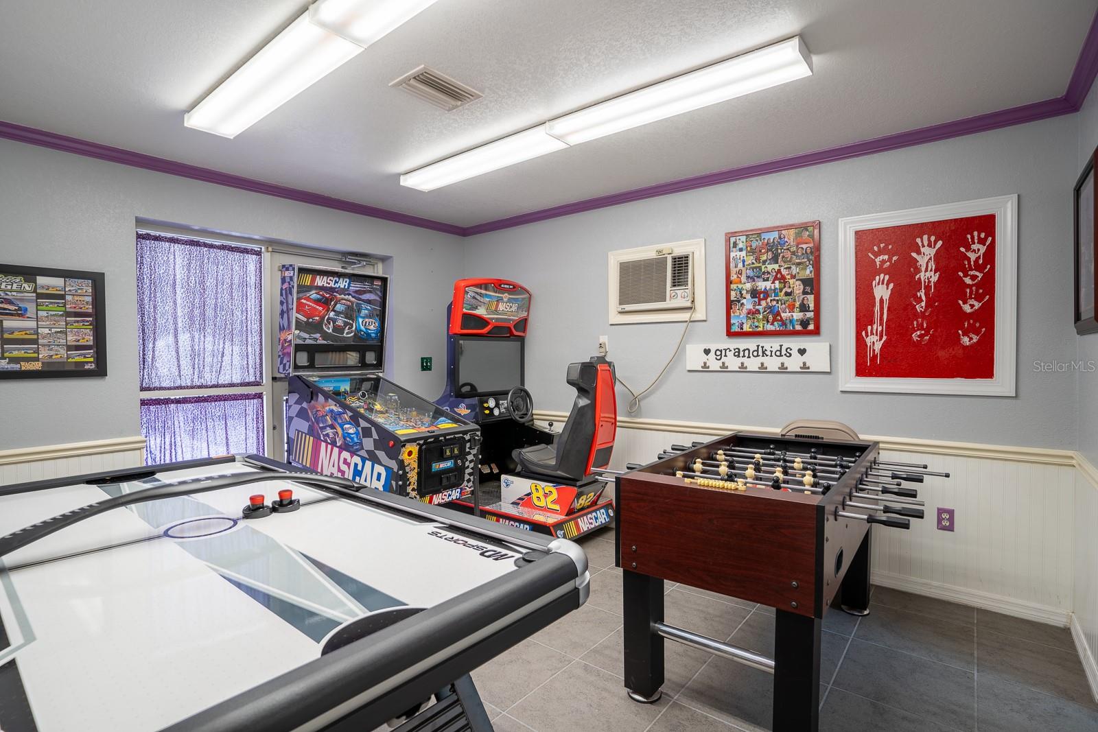 34 LAKE ARROWHEAD DR