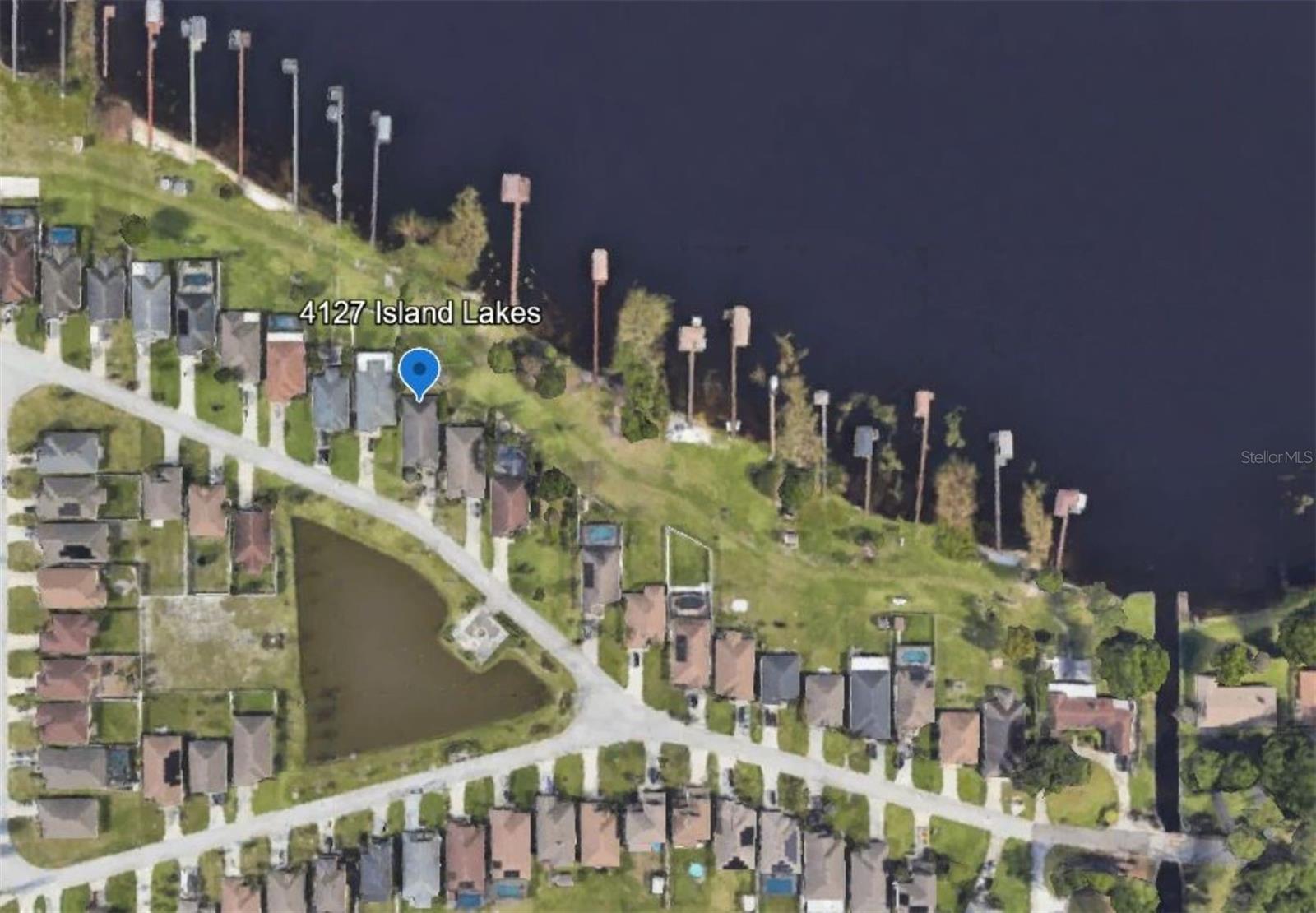 4127 ISLAND LAKES DR