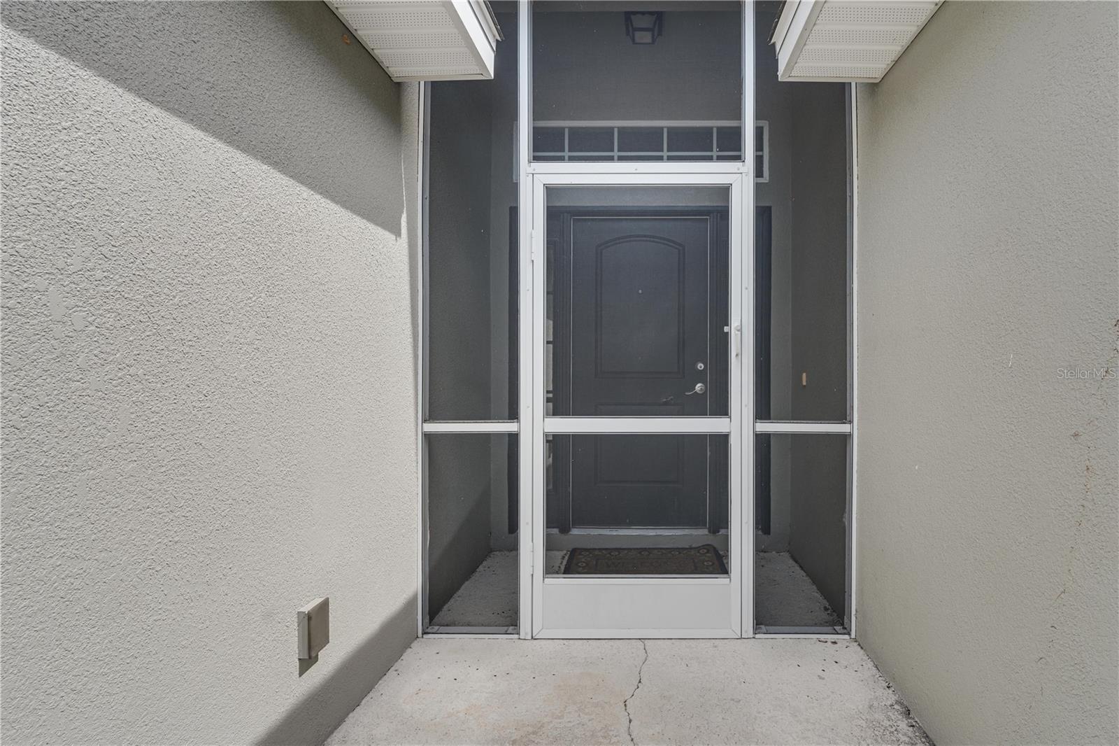 4127 ISLAND LAKES DR