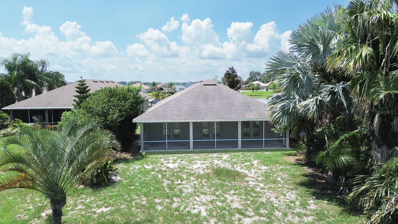 4127 ISLAND LAKES DR