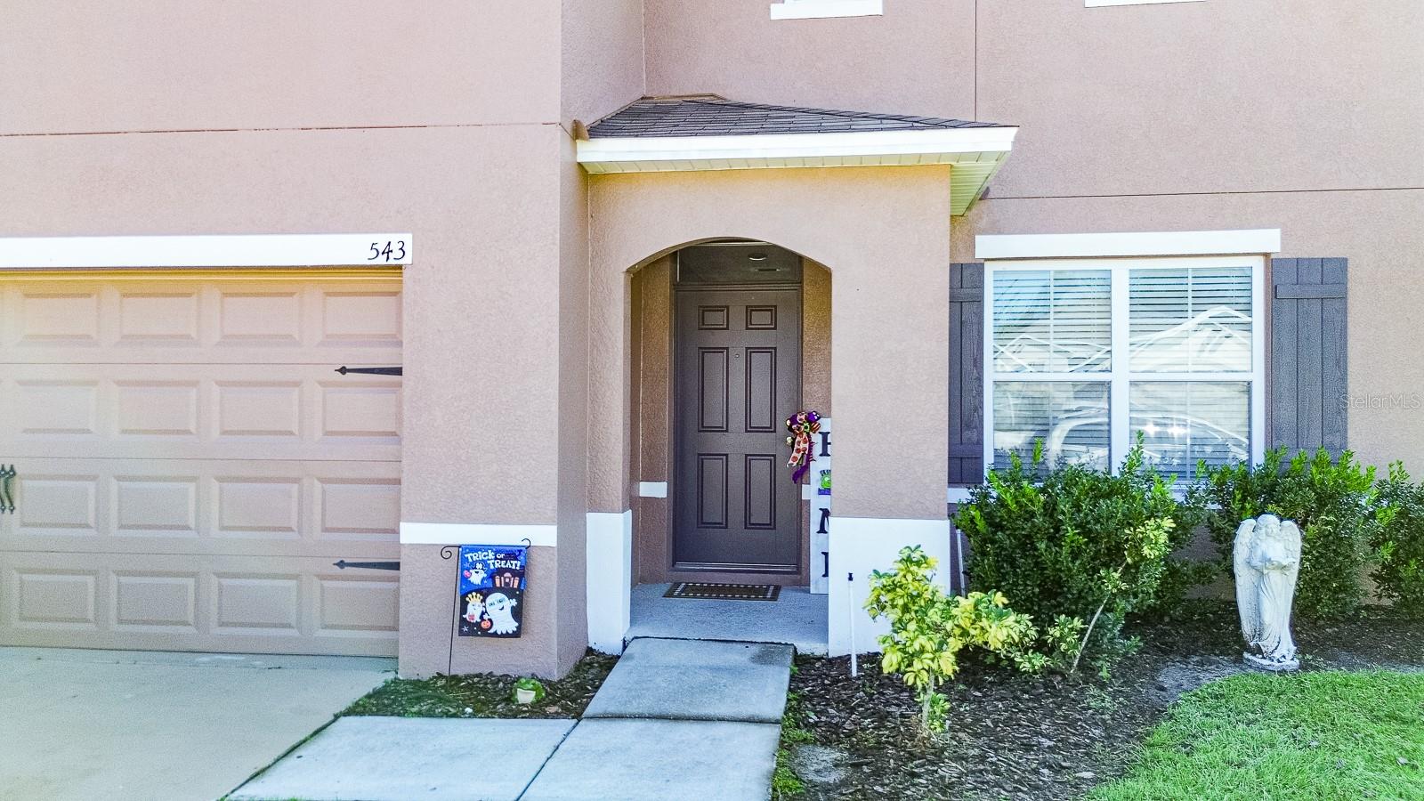 543 SQUIRES GROVE DR