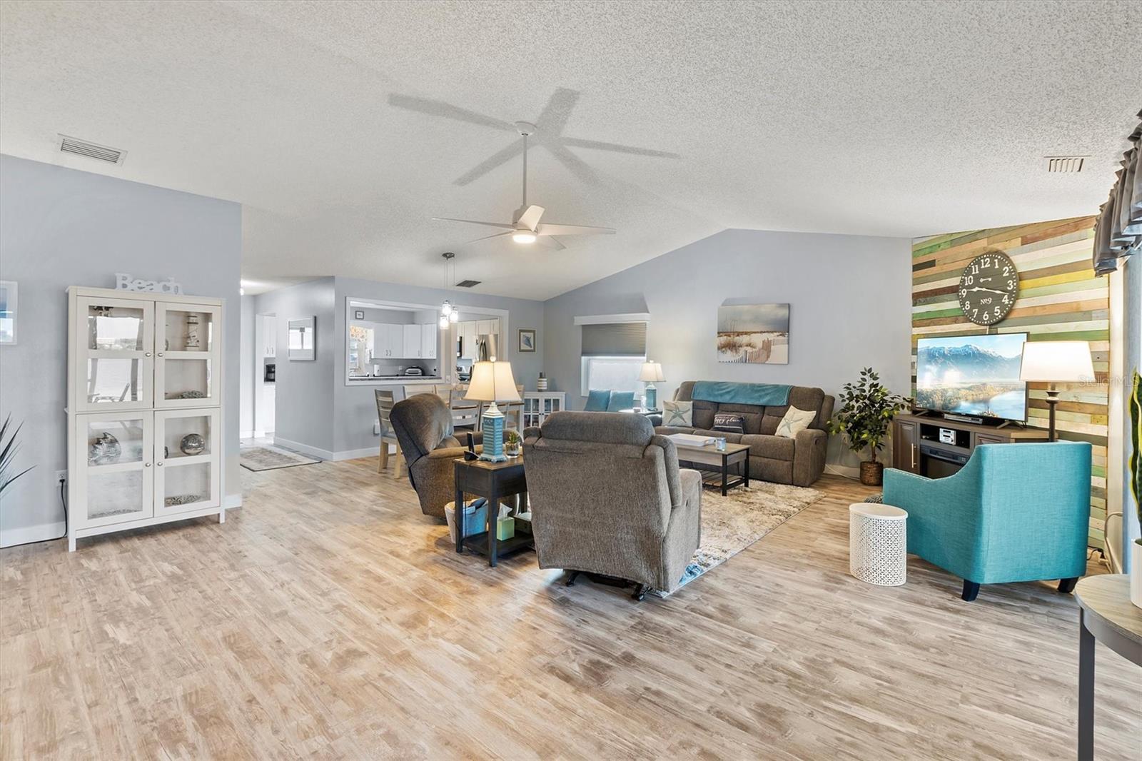 1437 GRAND CAYMAN CIR