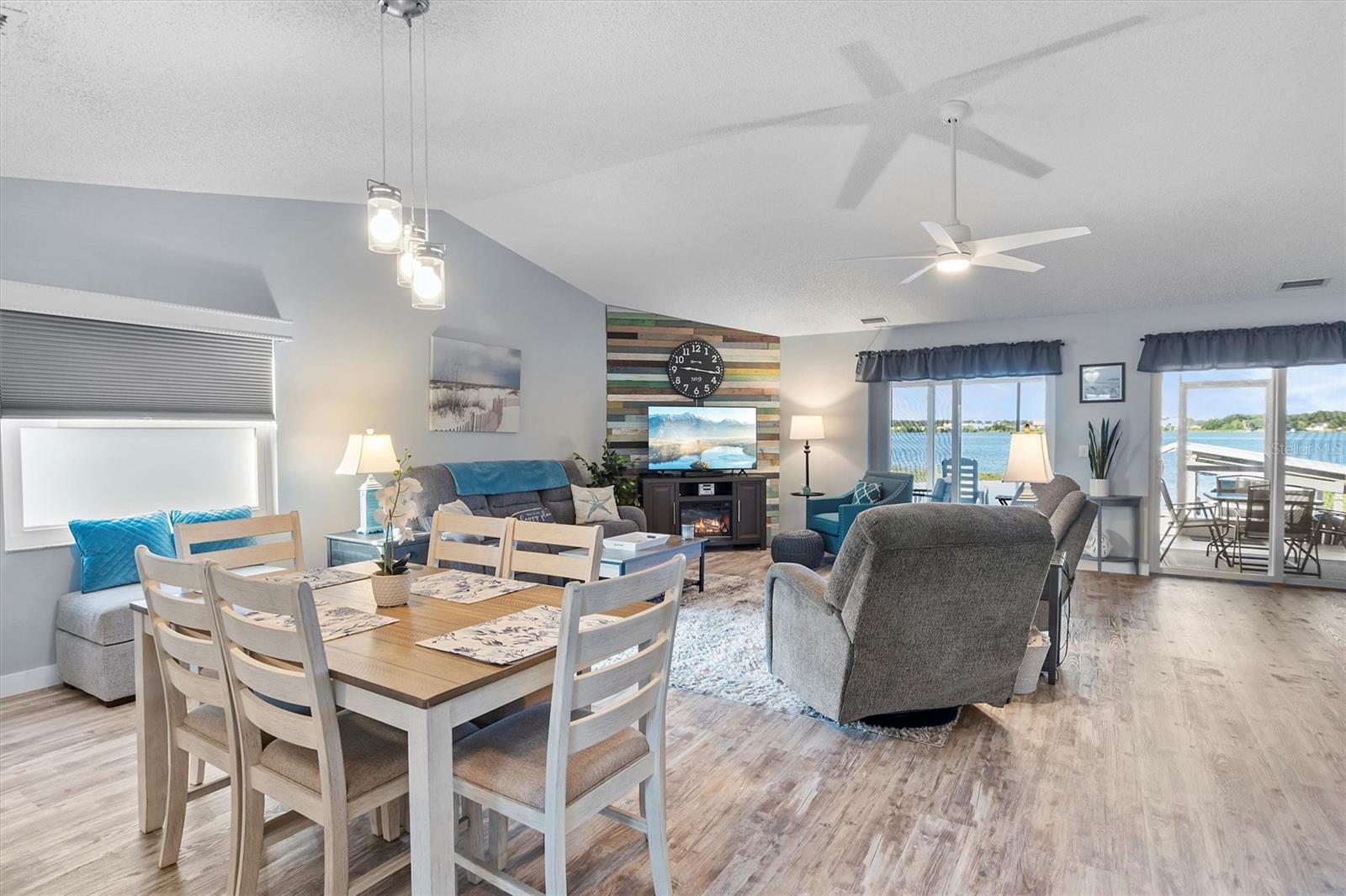 1437 GRAND CAYMAN CIR