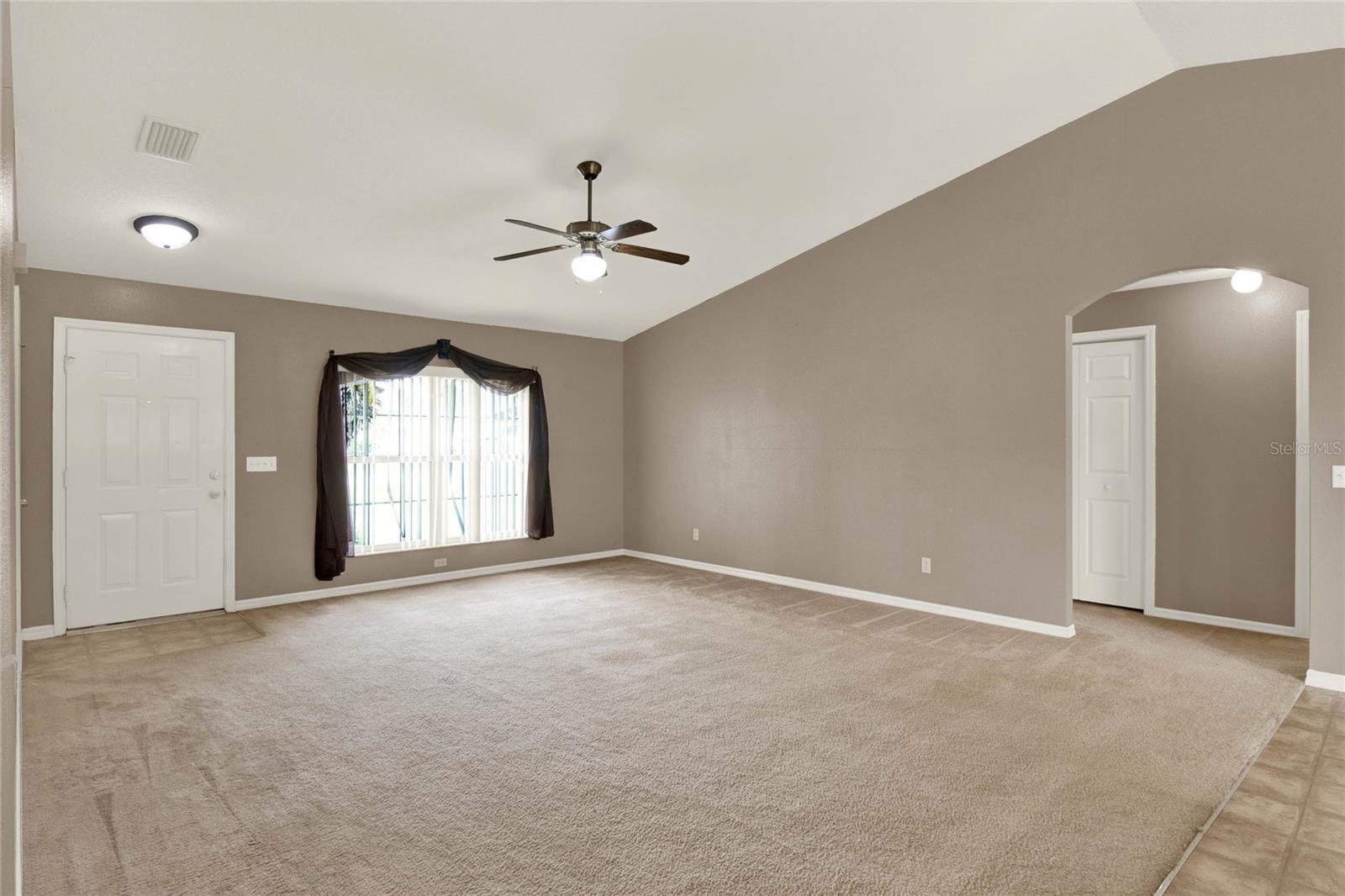 113 HEATHERWOOD BLVD