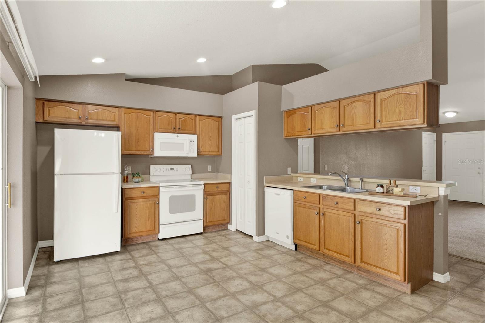 113 HEATHERWOOD BLVD