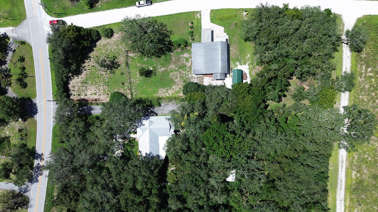 6827 COUNTY ROAD 17 S