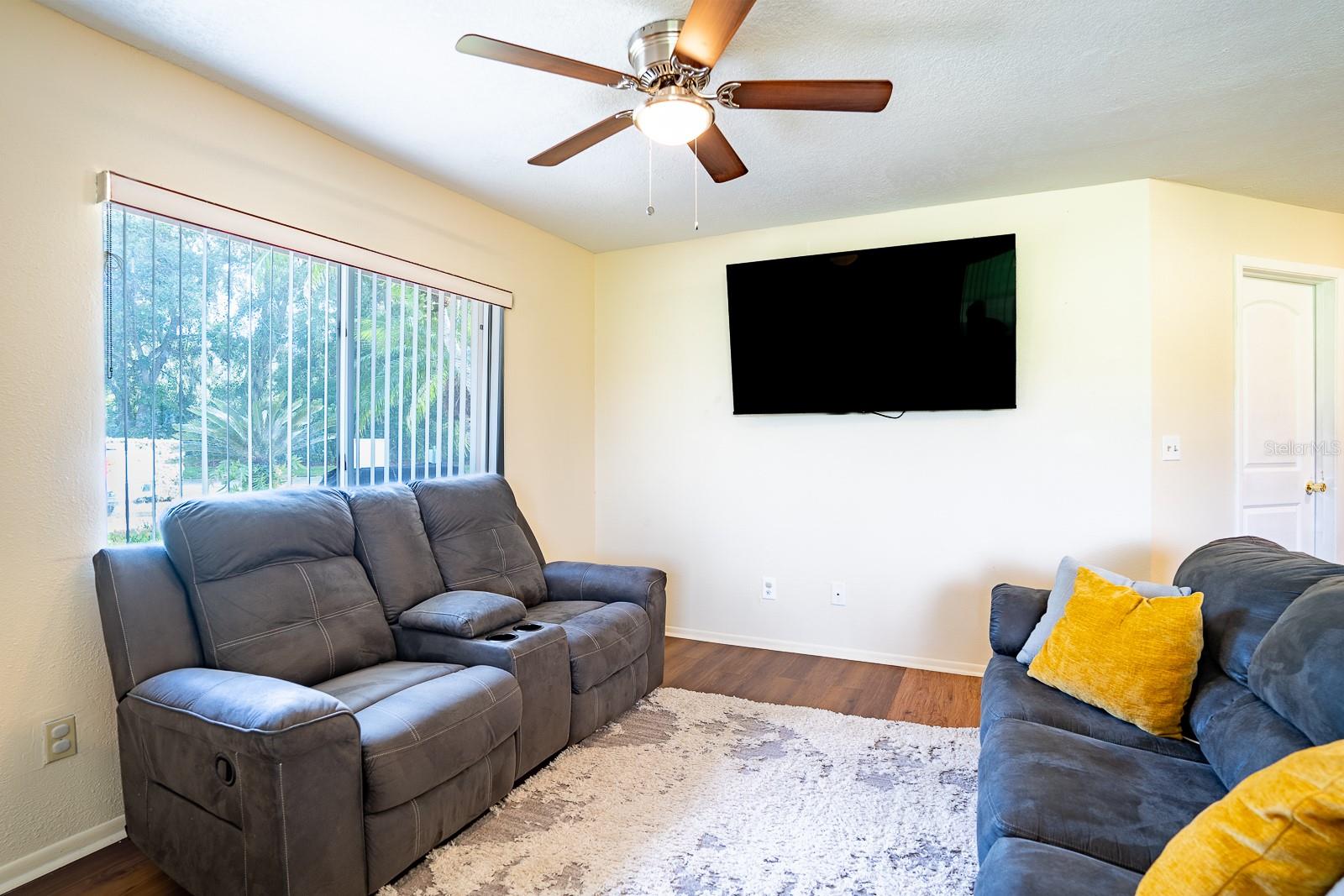 5202 WATERVIEW WAY #5202