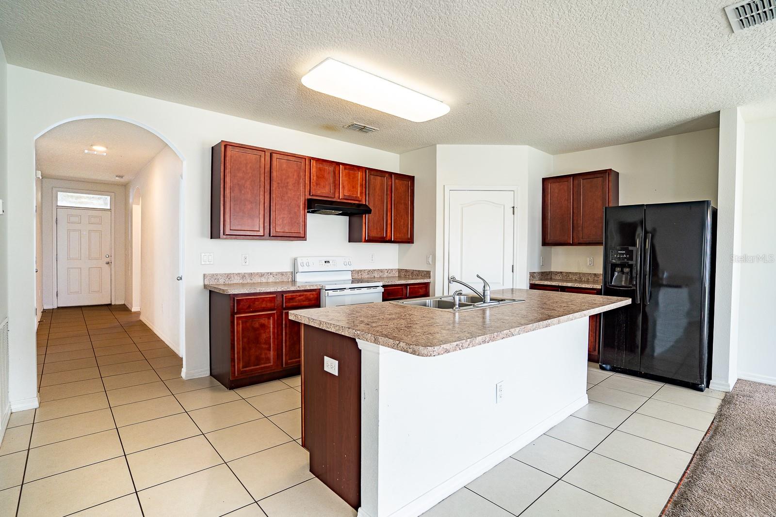 5732 LAKESIDE LANDINGS BLVD