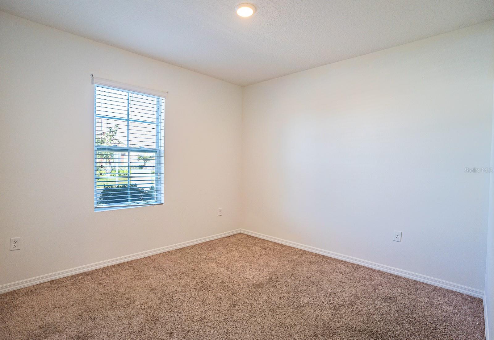 5732 LAKESIDE LANDINGS BLVD