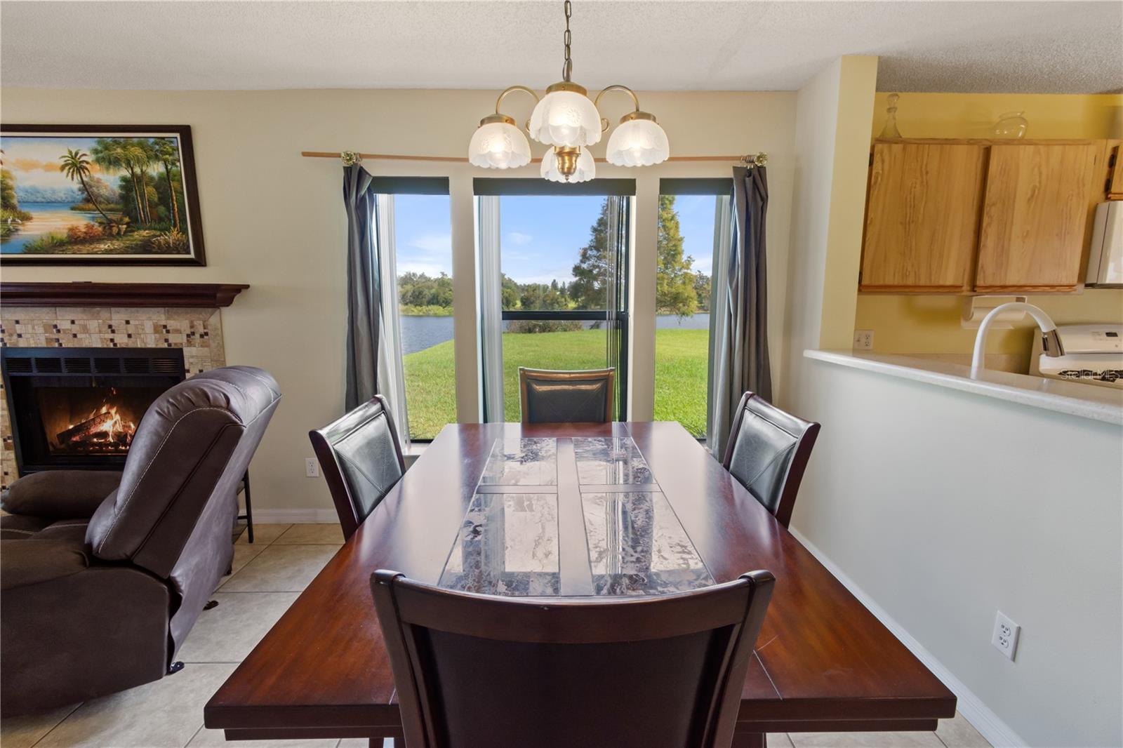 2006 GARDEN LAKE DR #2006