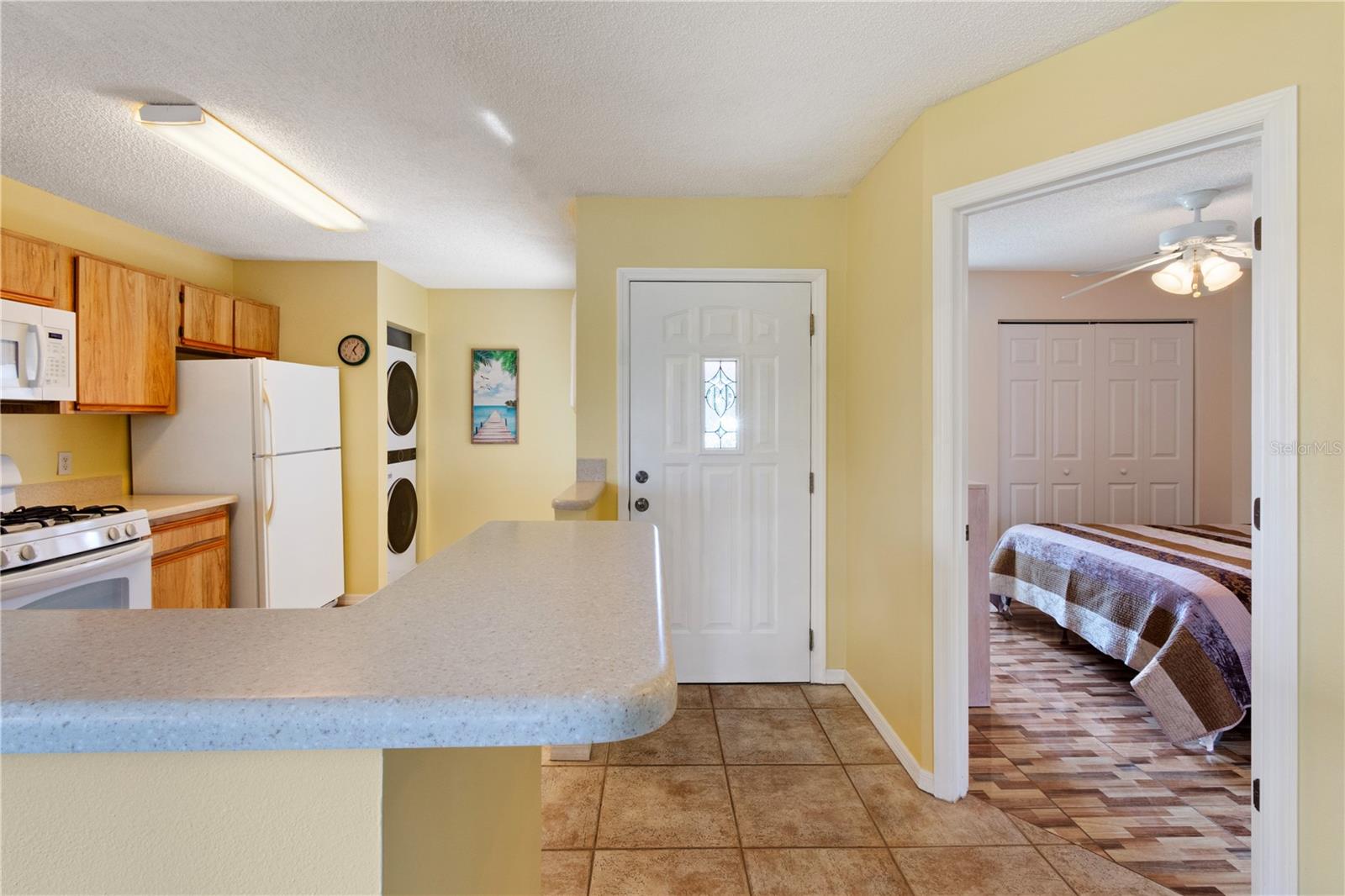 2006 GARDEN LAKE DR #2006