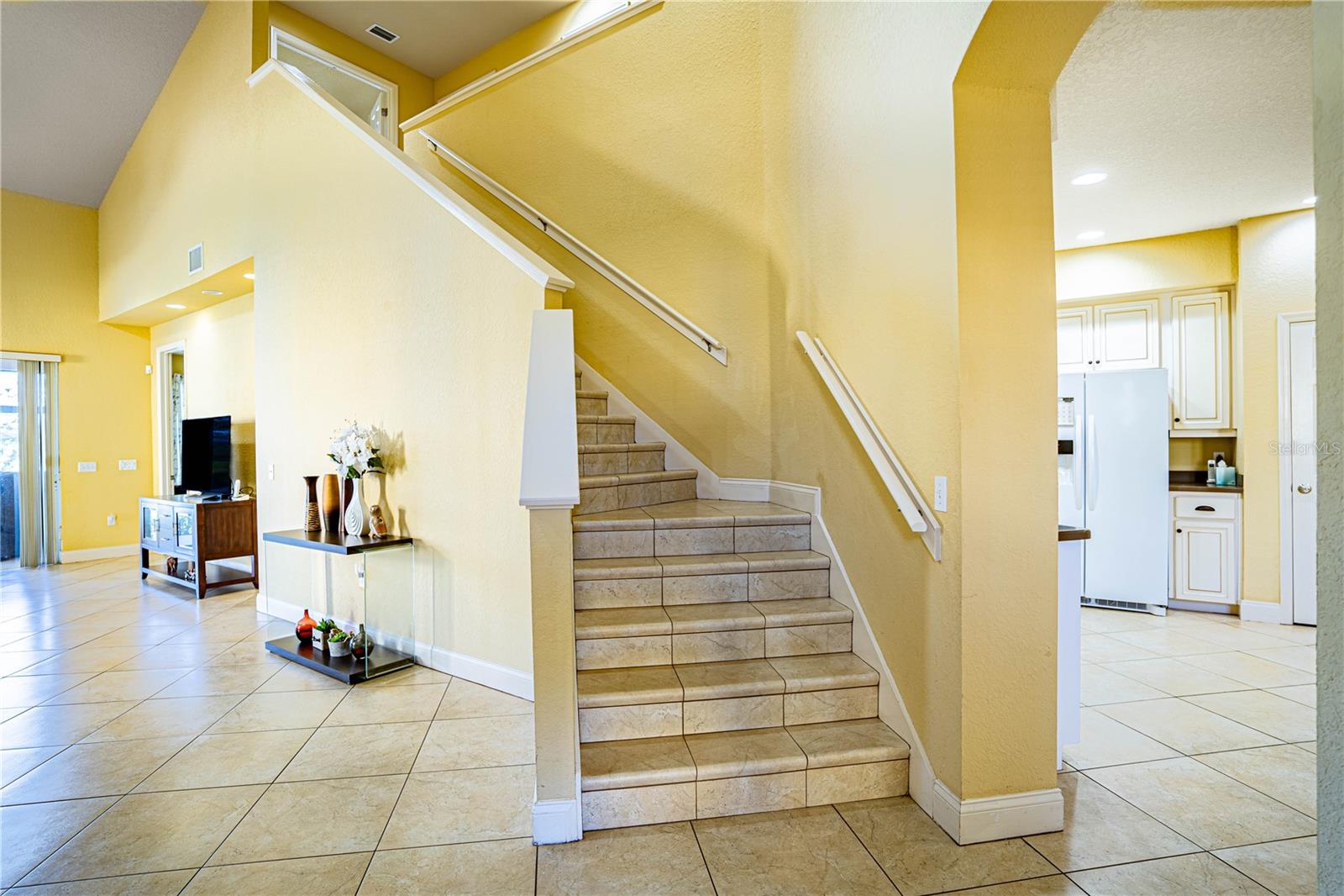 2984 MISSION LAKES DR #2984