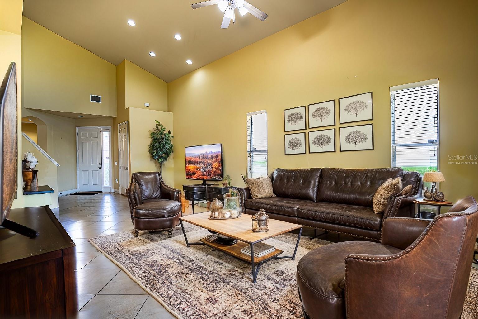 2984 MISSION LAKES DR #2984