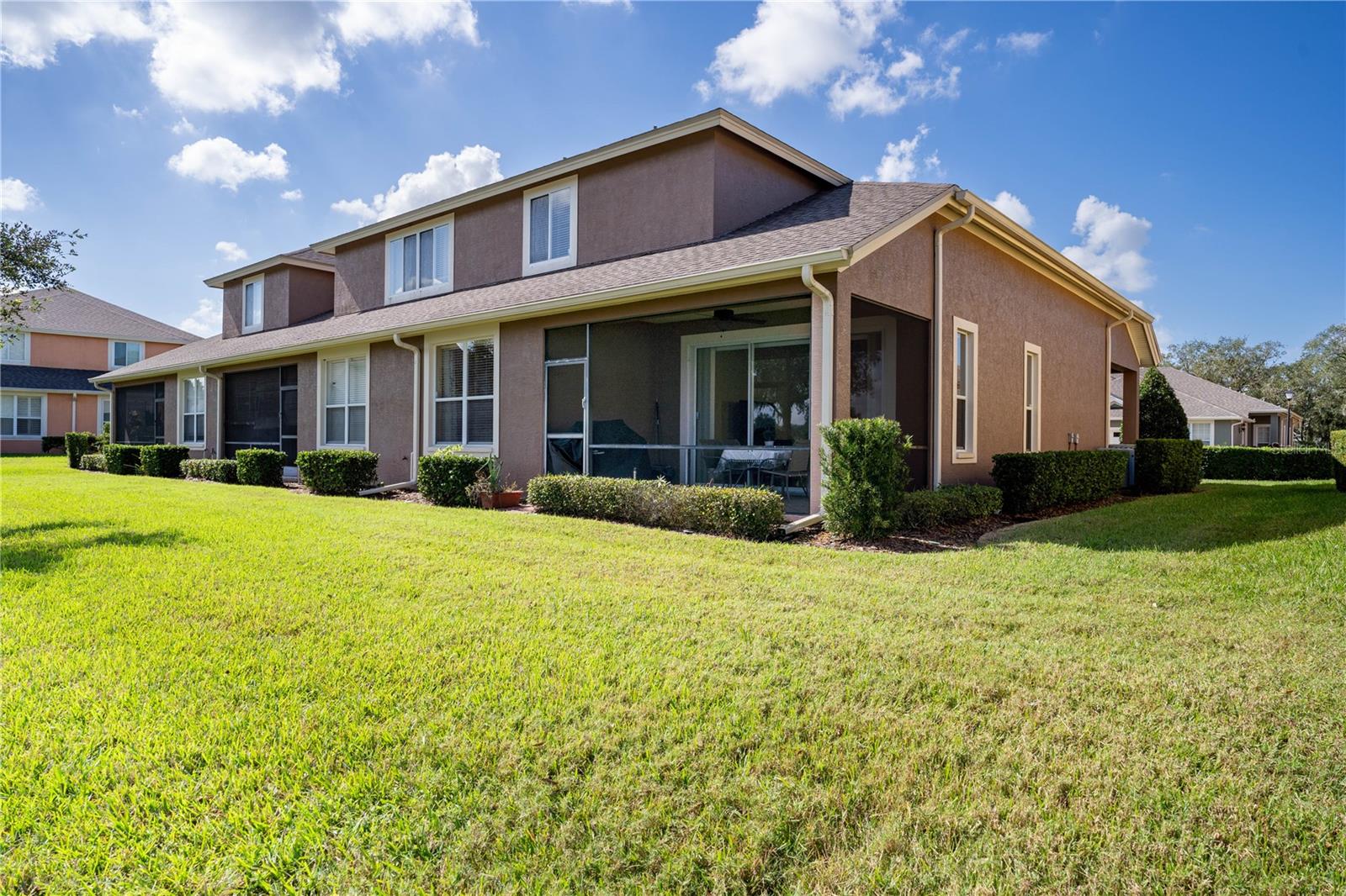 2984 MISSION LAKES DR #2984