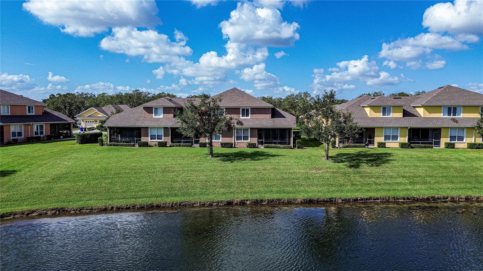 2984 MISSION LAKES DR #2984