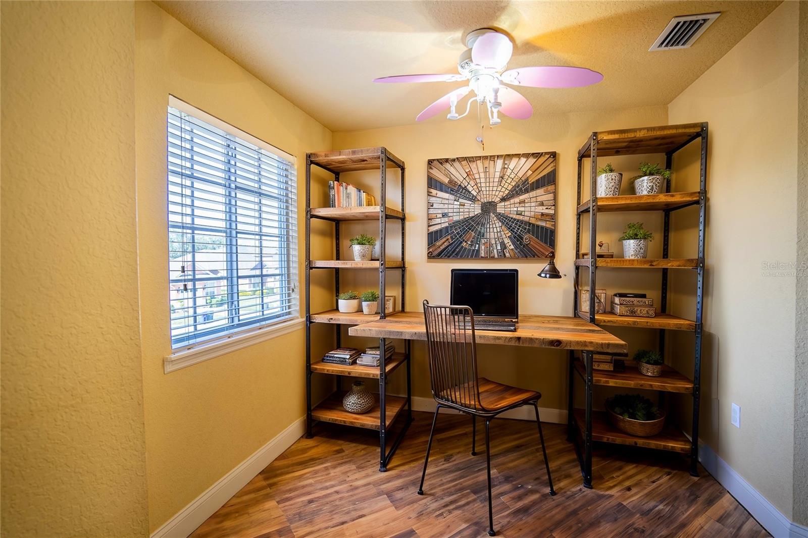 2984 MISSION LAKES DR #2984