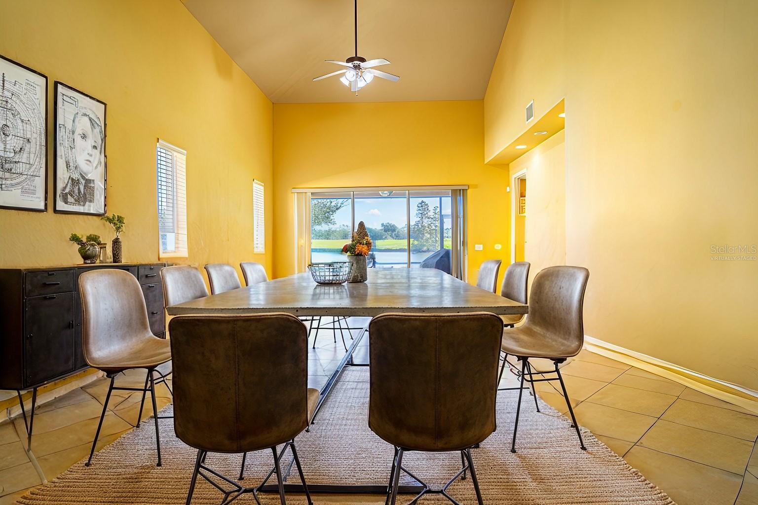 2984 MISSION LAKES DR #2984