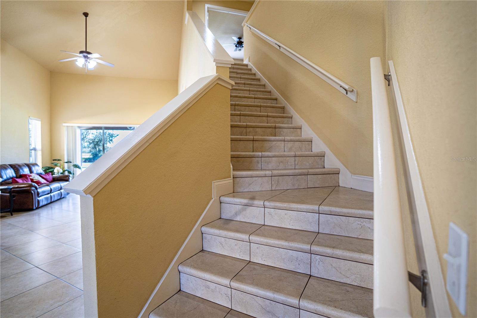 2984 MISSION LAKES DR #2984