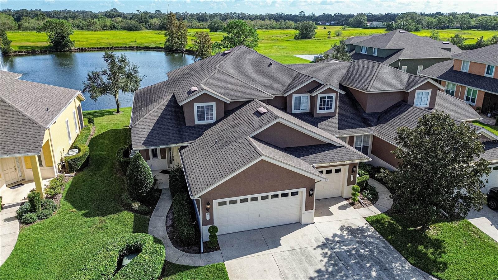 2984 MISSION LAKES DR #2984