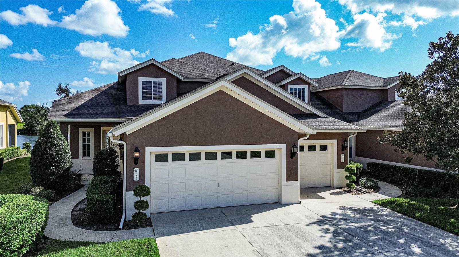 2984 MISSION LAKES DR #2984