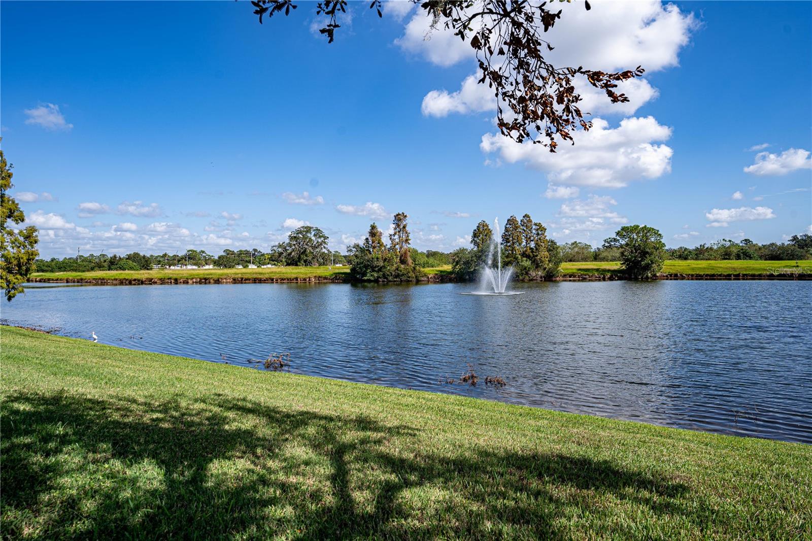 2984 MISSION LAKES DR #2984