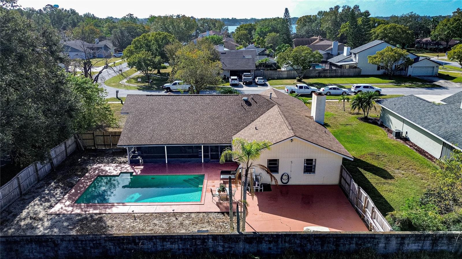 218 COLLEGE GROVE CIR NE