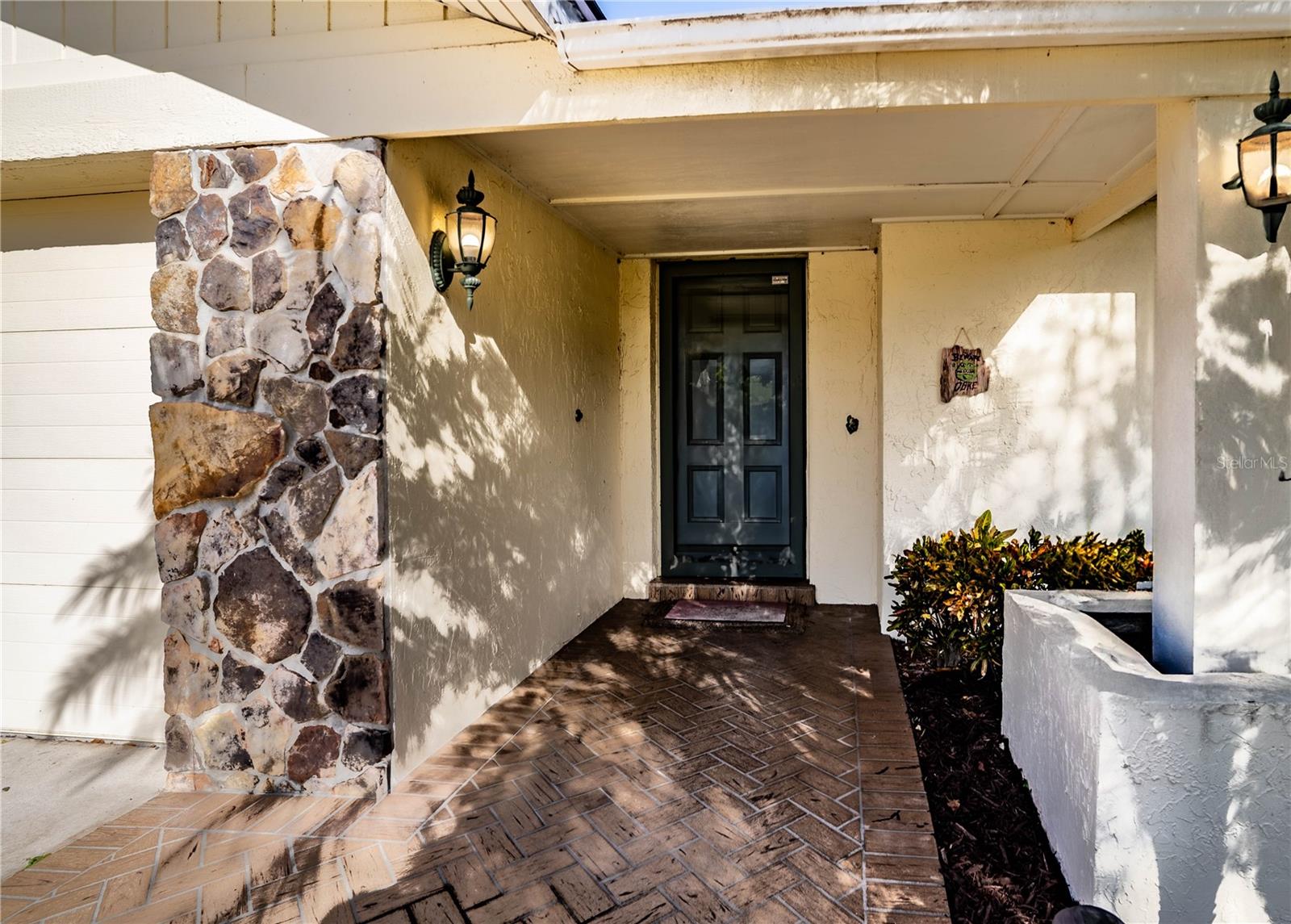 218 COLLEGE GROVE CIR NE