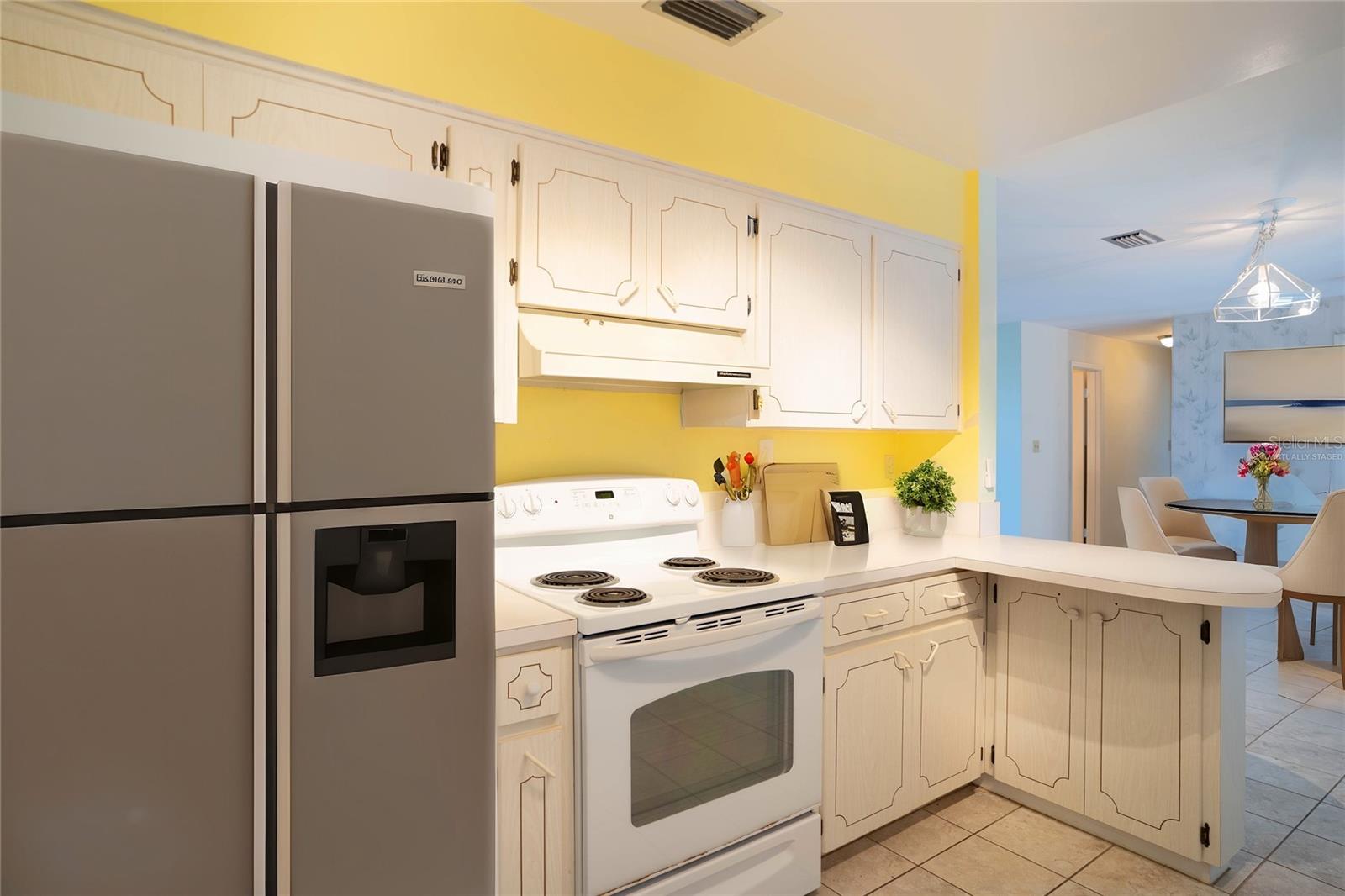 202 LAKE HOWARD DR NW