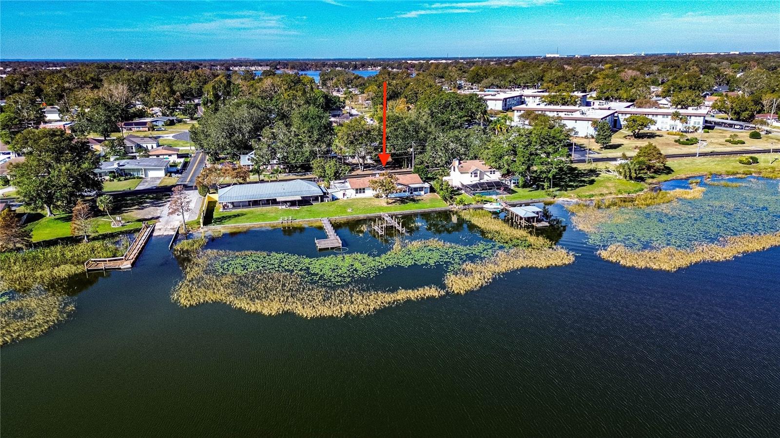 202 LAKE HOWARD DR NW