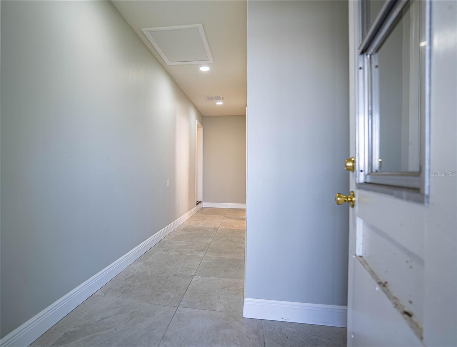 202 LAKE HOWARD DR NW