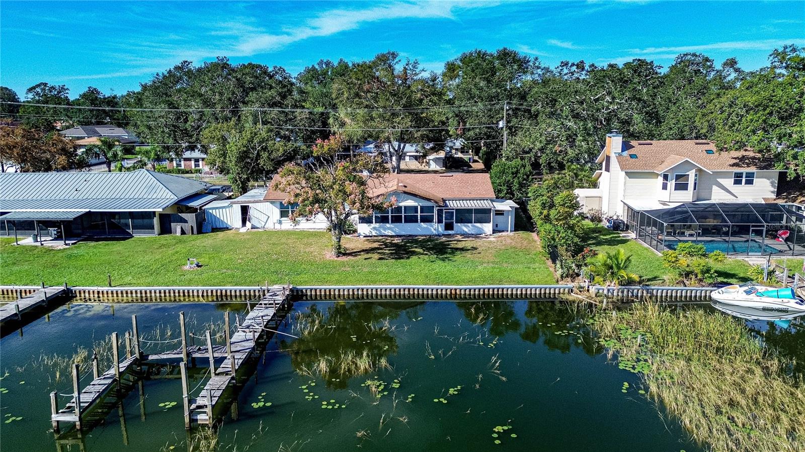 202 LAKE HOWARD DR NW