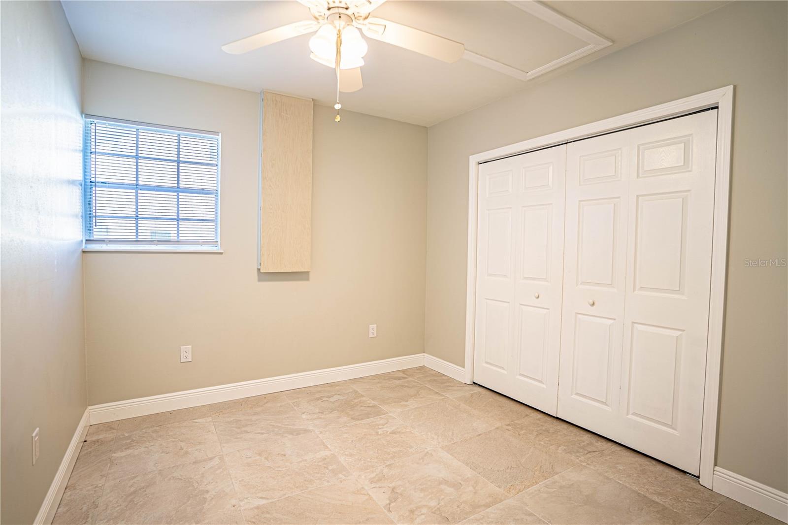 202 LAKE HOWARD DR NW