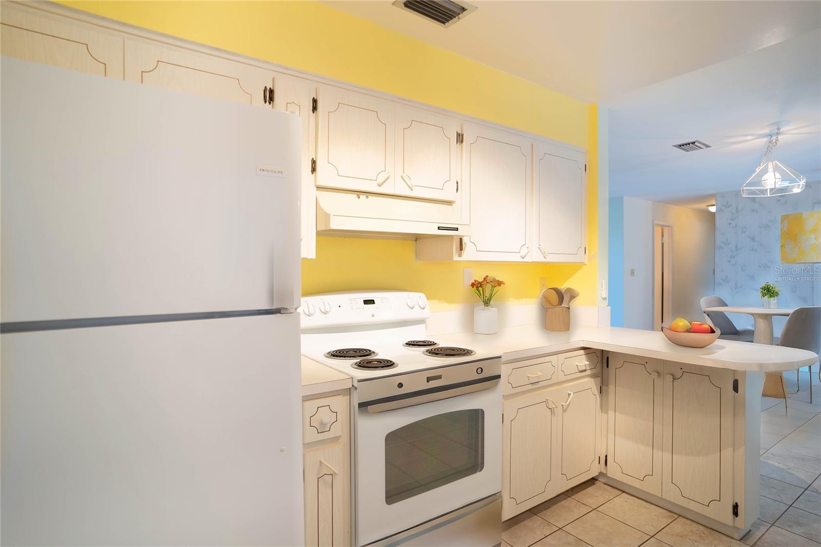 202 LAKE HOWARD DR NW