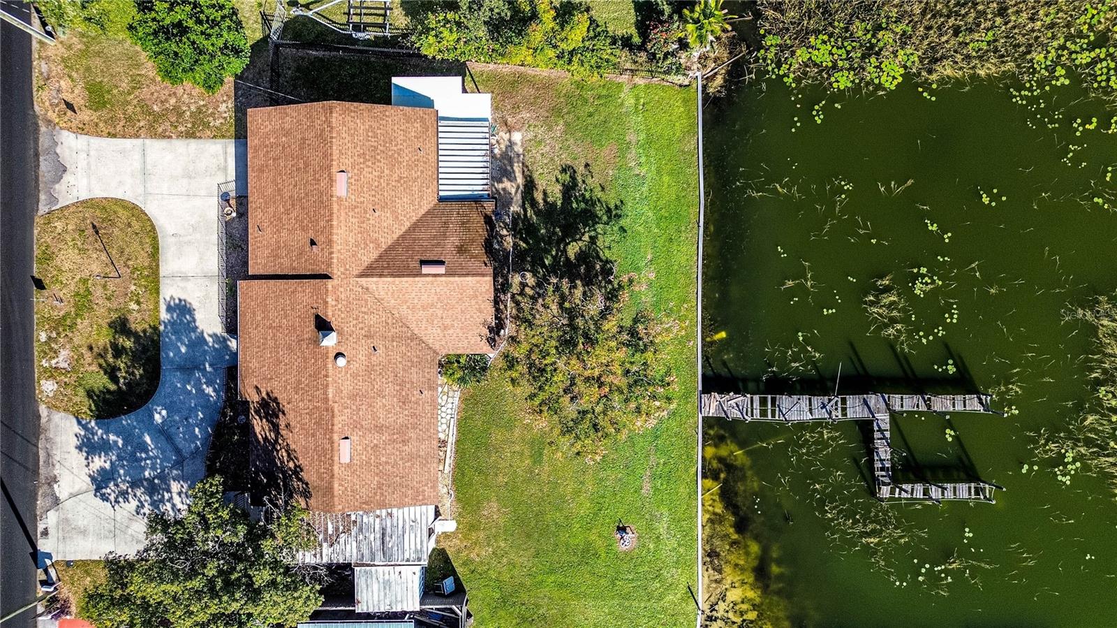 202 LAKE HOWARD DR NW