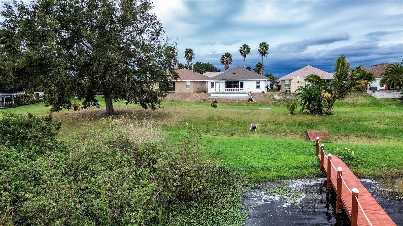 4023 ISLAND LAKES DR