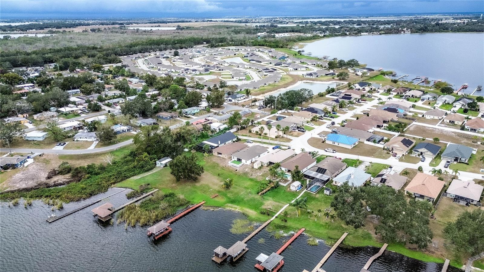 4023 ISLAND LAKES DR