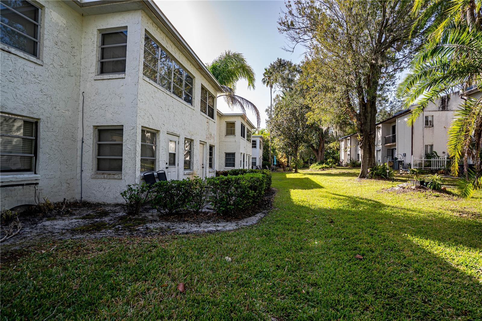 1100 MARTINIQUE DR #106