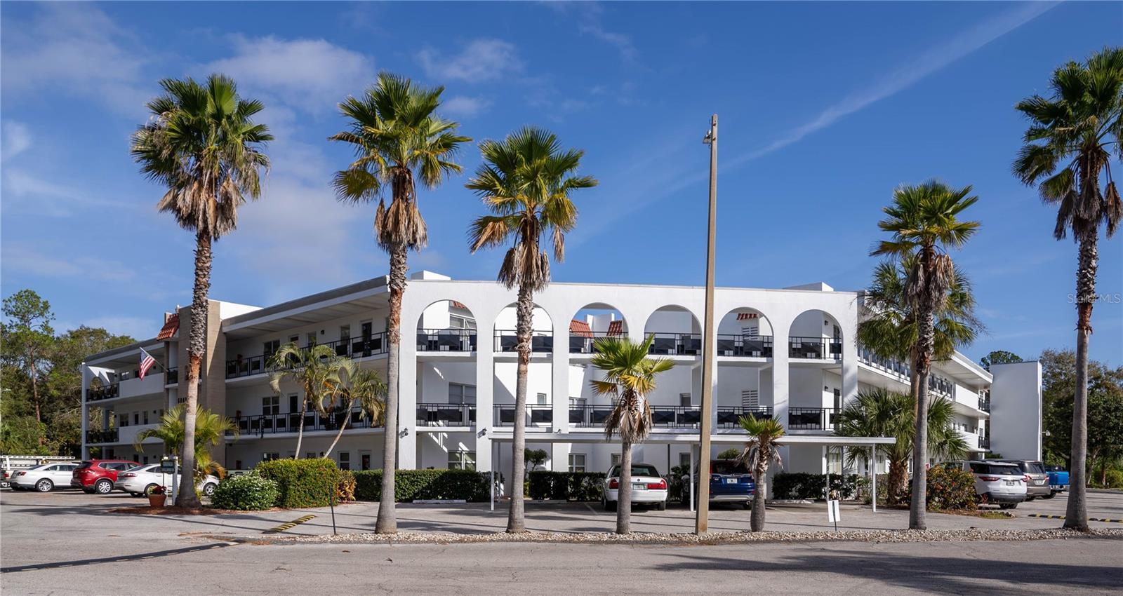 1100 MARTINIQUE DR #106