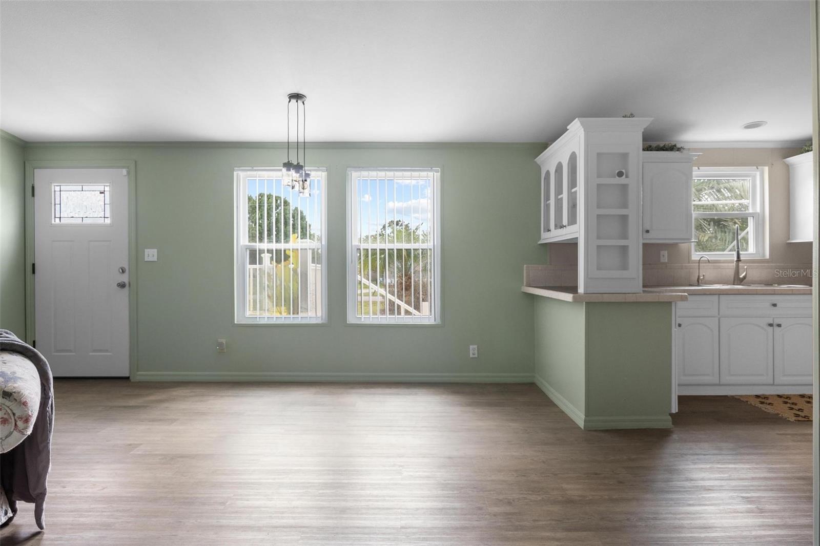 7567 DOVE MEADOW TRL