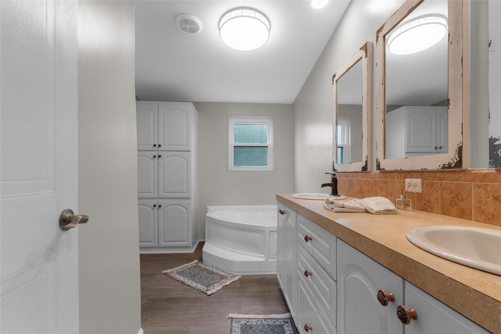 7567 DOVE MEADOW TRL