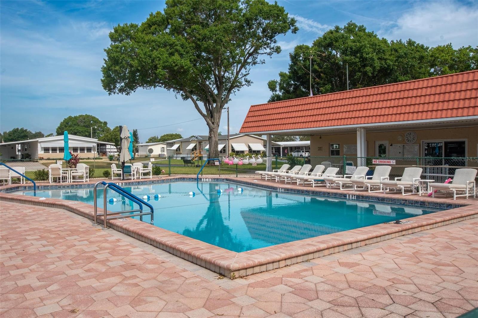 1610 REYNOLDS RD #242