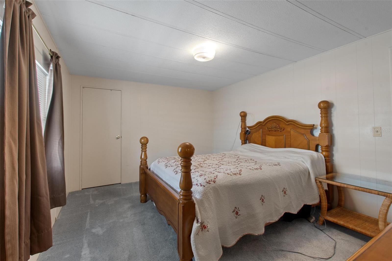 1610 REYNOLDS RD #242