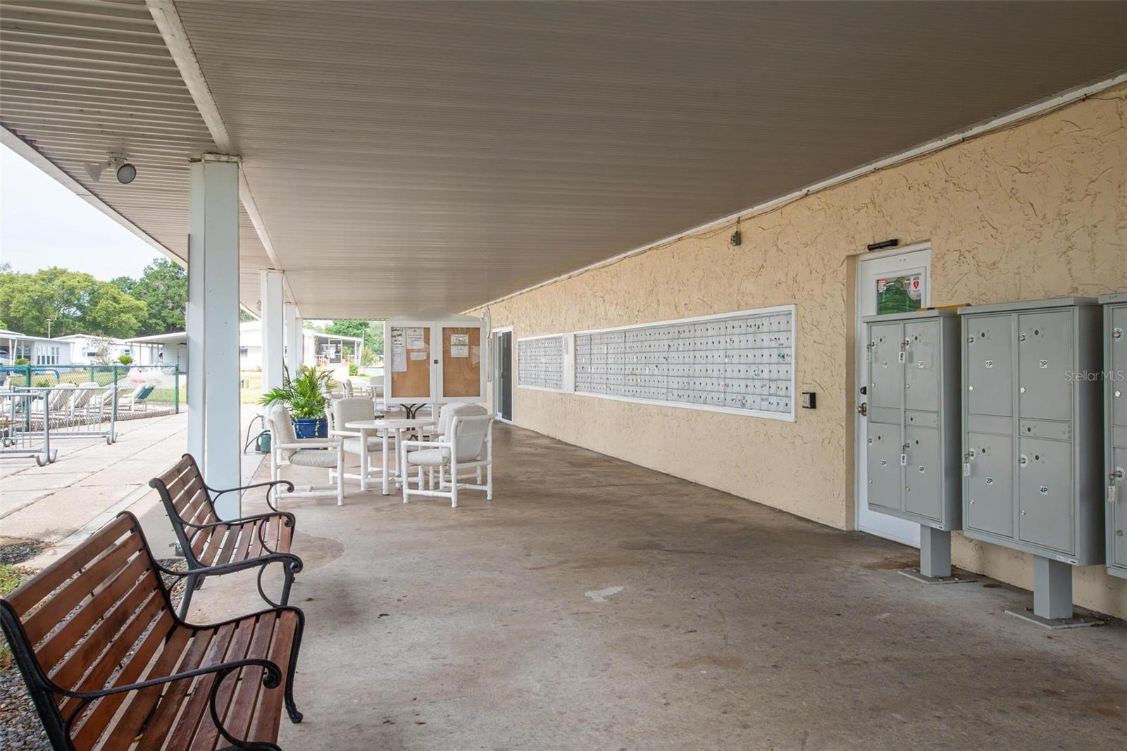 1610 REYNOLDS RD #242