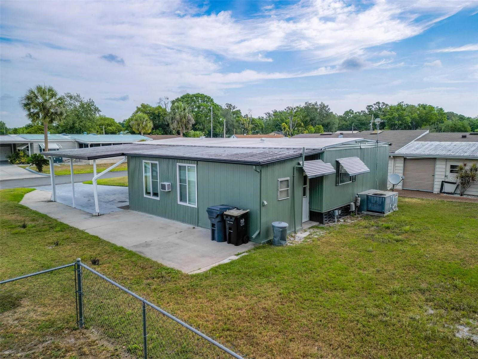 1610 REYNOLDS RD #242