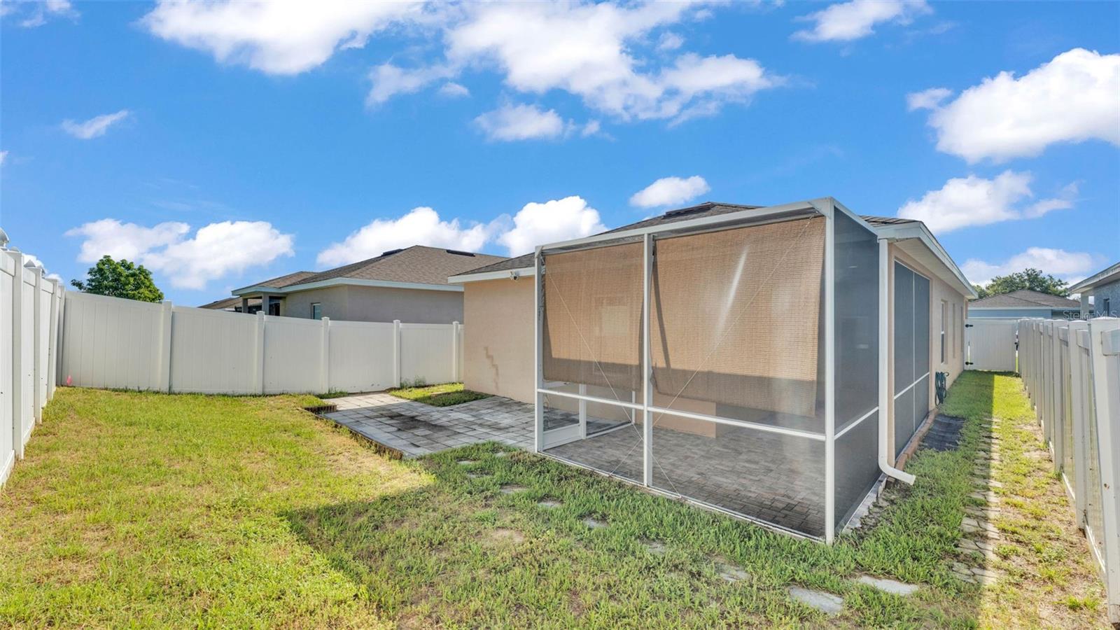 3173 WHISPERING TRAILS AVE