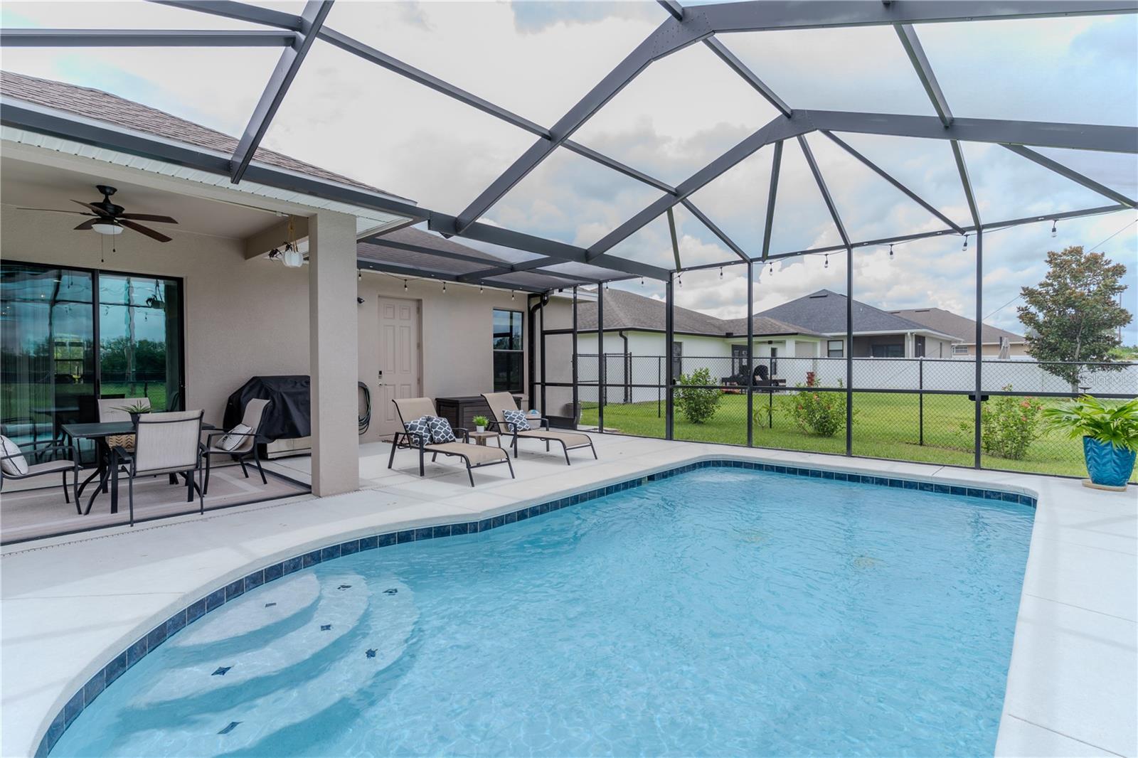 284 BENTLEY OAKS BLVD