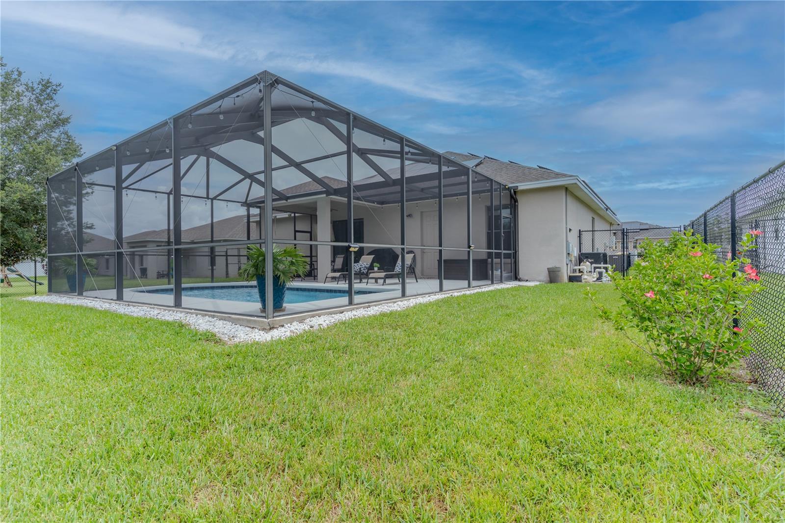 284 BENTLEY OAKS BLVD