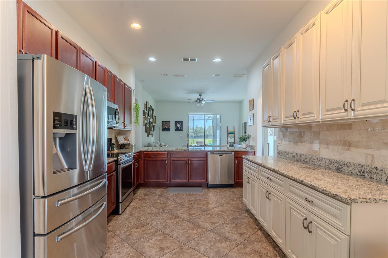 284 BENTLEY OAKS BLVD